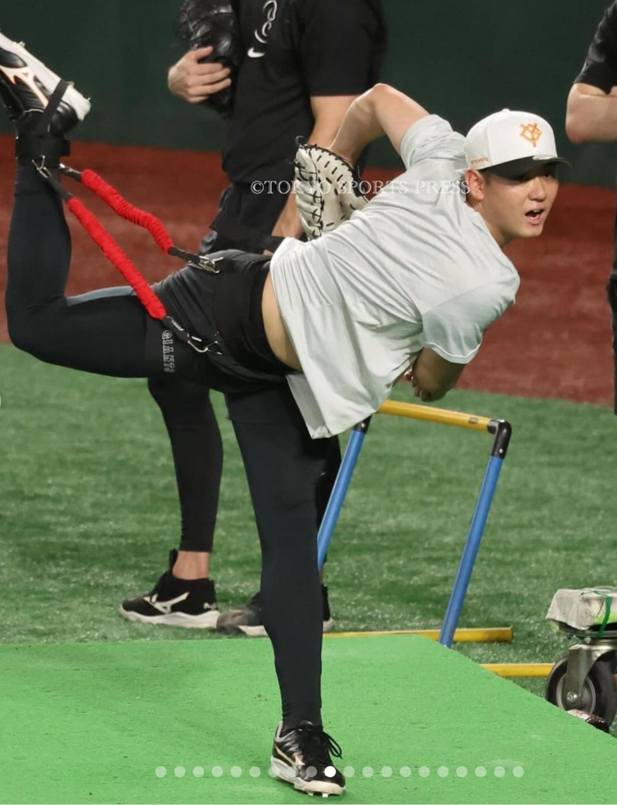 ジャイアンツの平内龍太投手がベロプロ使用